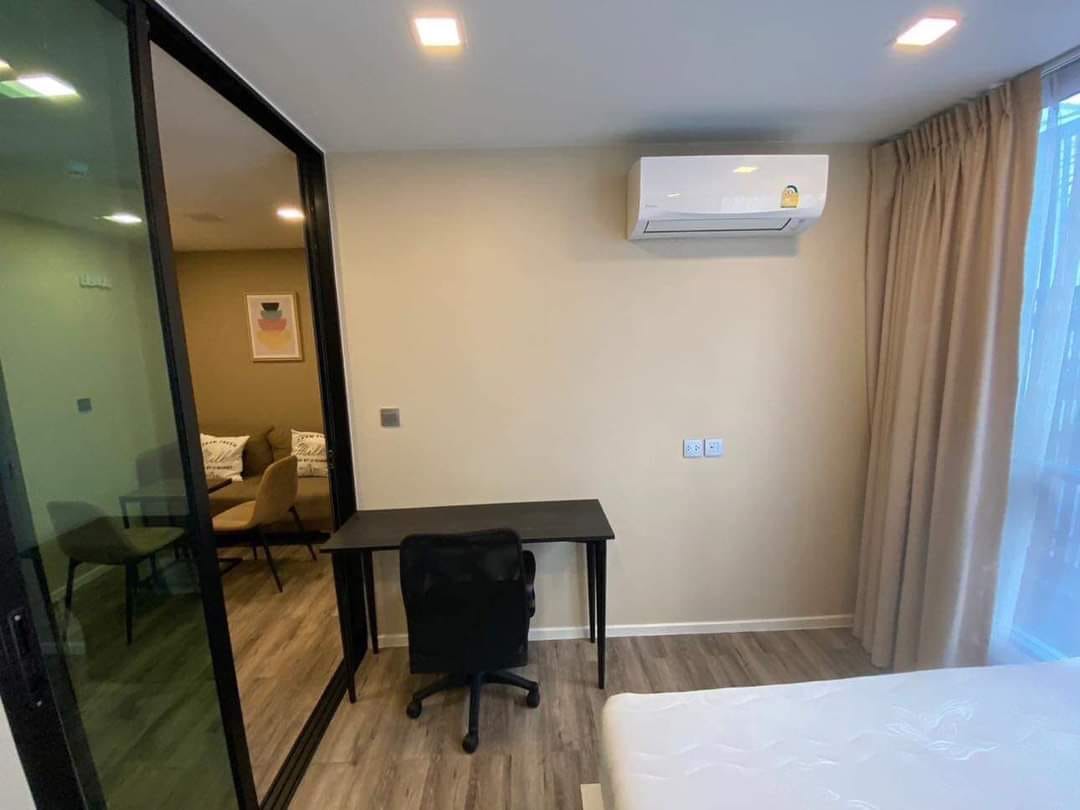 Brown Condo HuaiKwang10