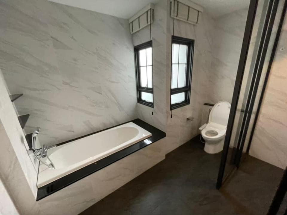 Bangkok Boulevard Chaengwattana2-13