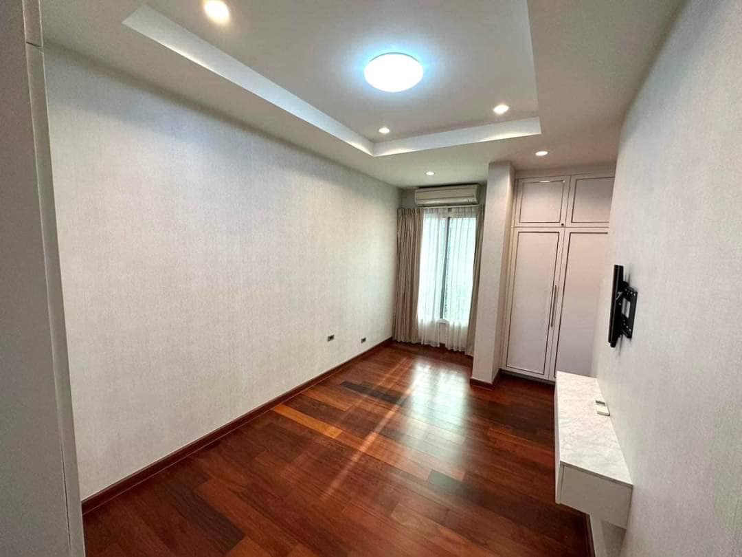 The Gallery House Pattern12