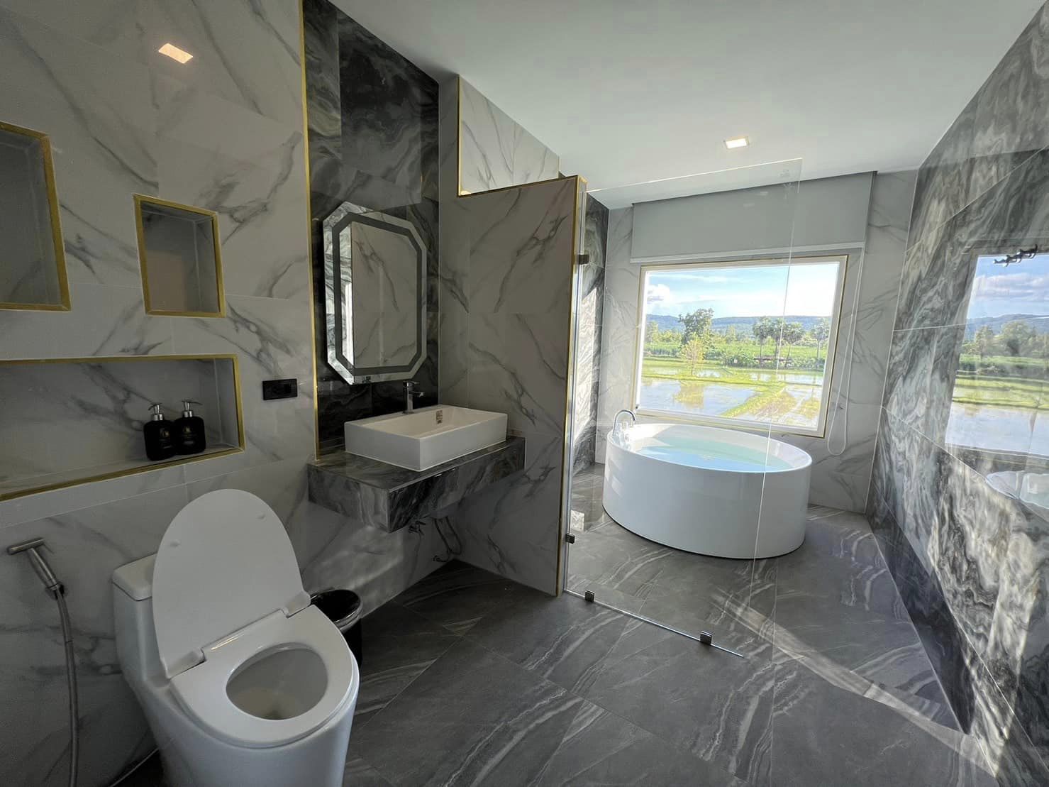 monanza. ขอนแก่น15