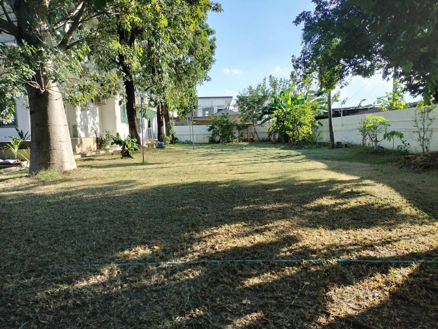 ที่ดินพร้อมบ้าน ติดทางขึ้นลงทางด่วนสุขาภิบาล 5-17