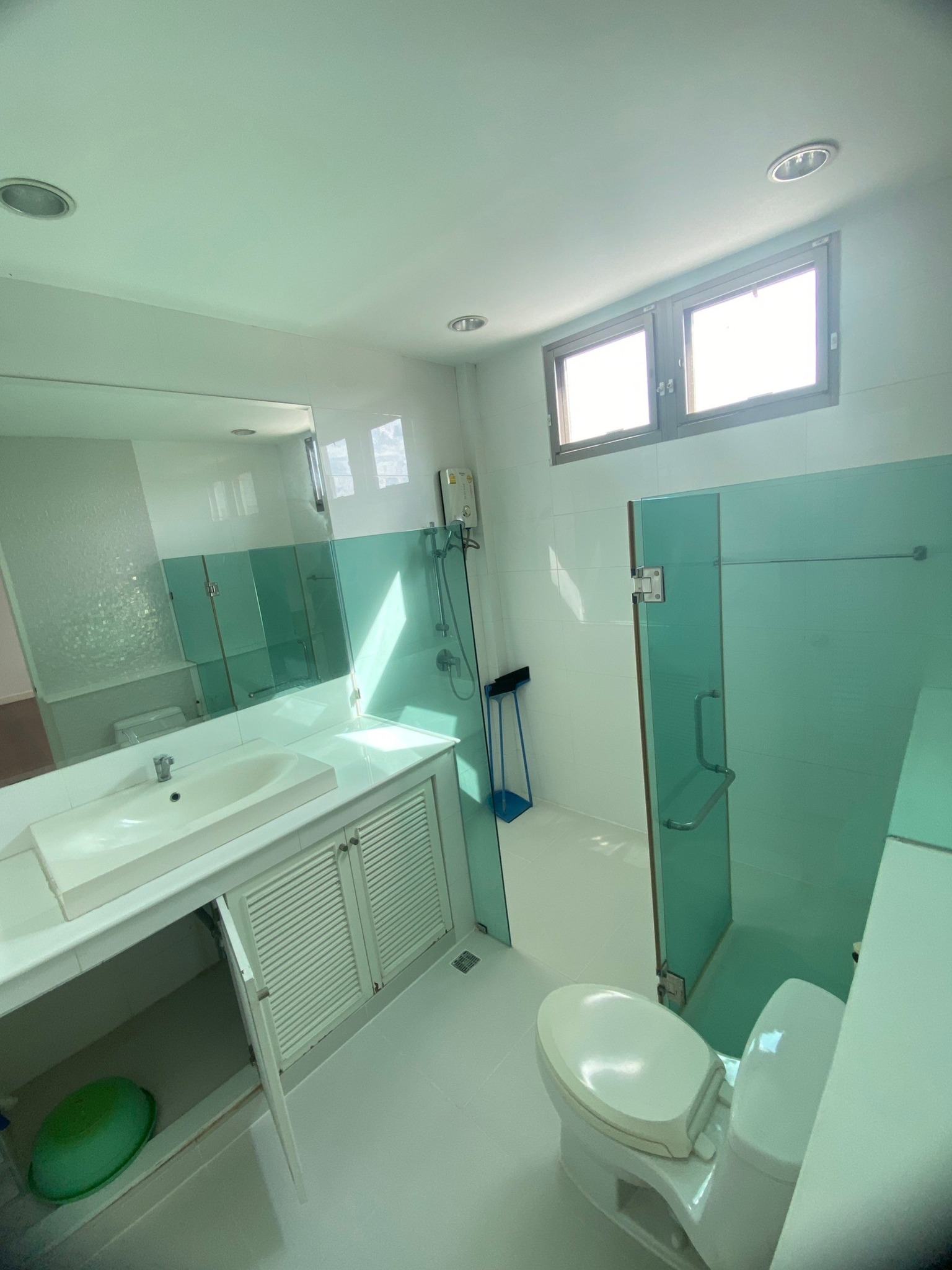 ที่ดินพร้อมบ้าน ติดทางขึ้นลงทางด่วนสุขาภิบาล 5-24