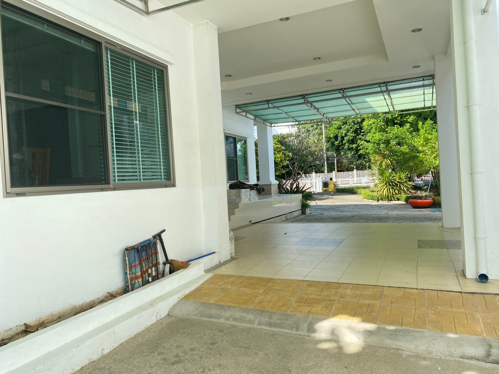 ที่ดินพร้อมบ้าน ติดทางขึ้นลงทางด่วนสุขาภิบาล 5-35