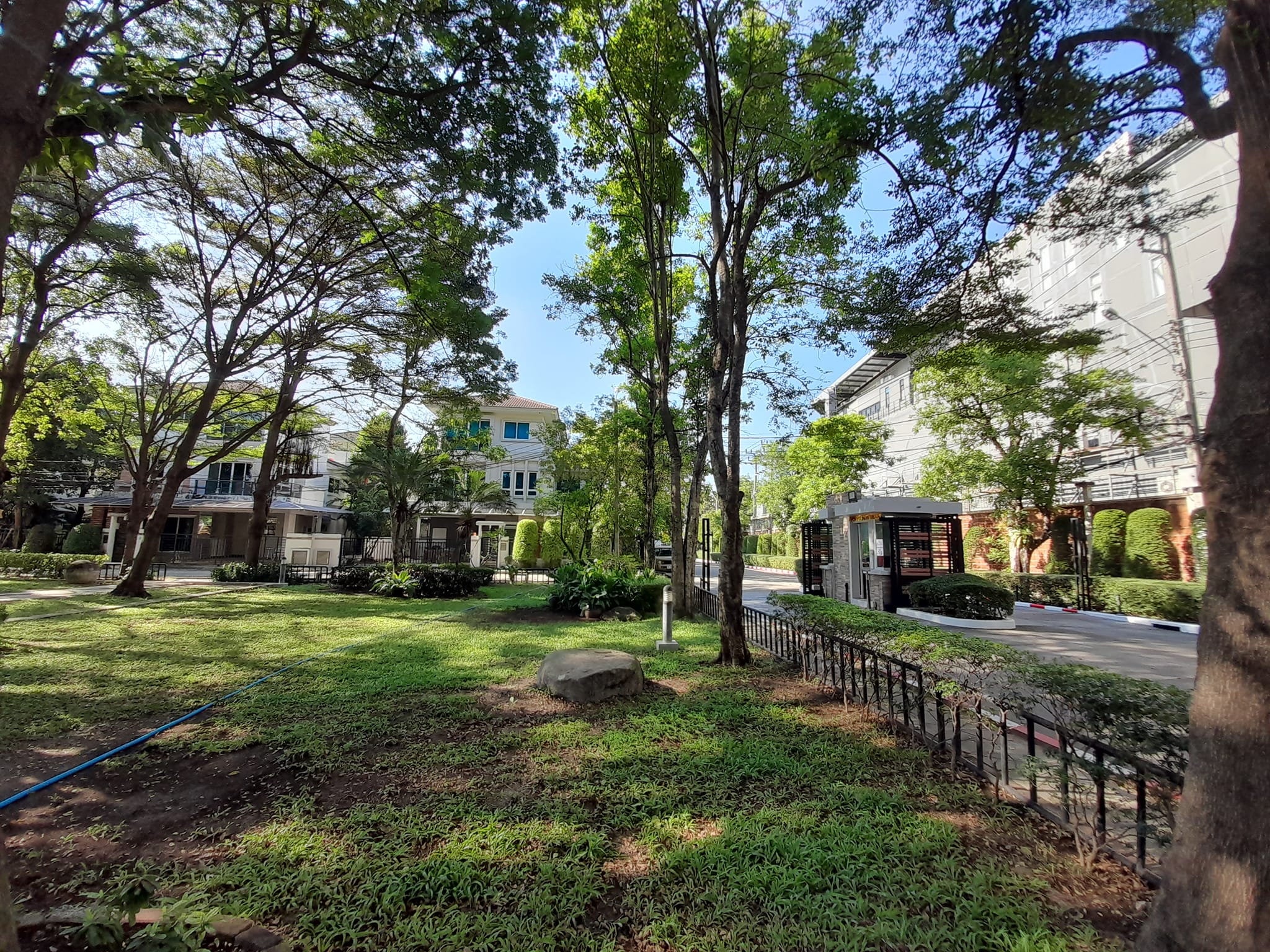 บางกอกบูเลอวาร์ด ลาดปลาเค้า10