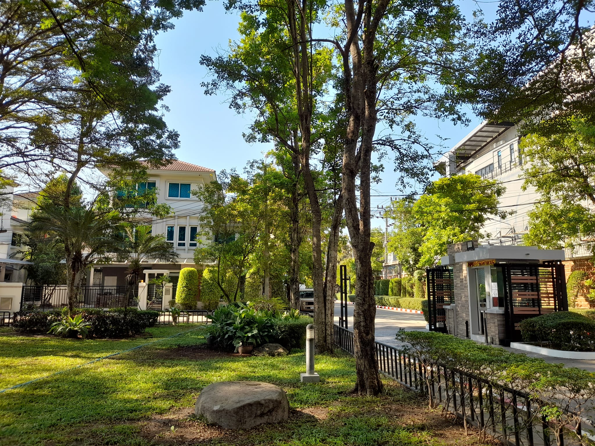 บางกอกบูเลอวาร์ด ลาดปลาเค้า9