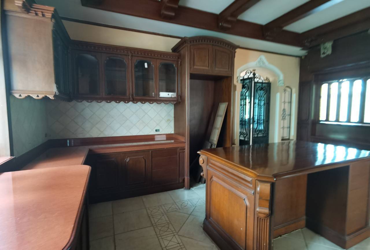 บ้านหรู ตรงข้าม ม.ธรรมศาสตร์รังสิต31