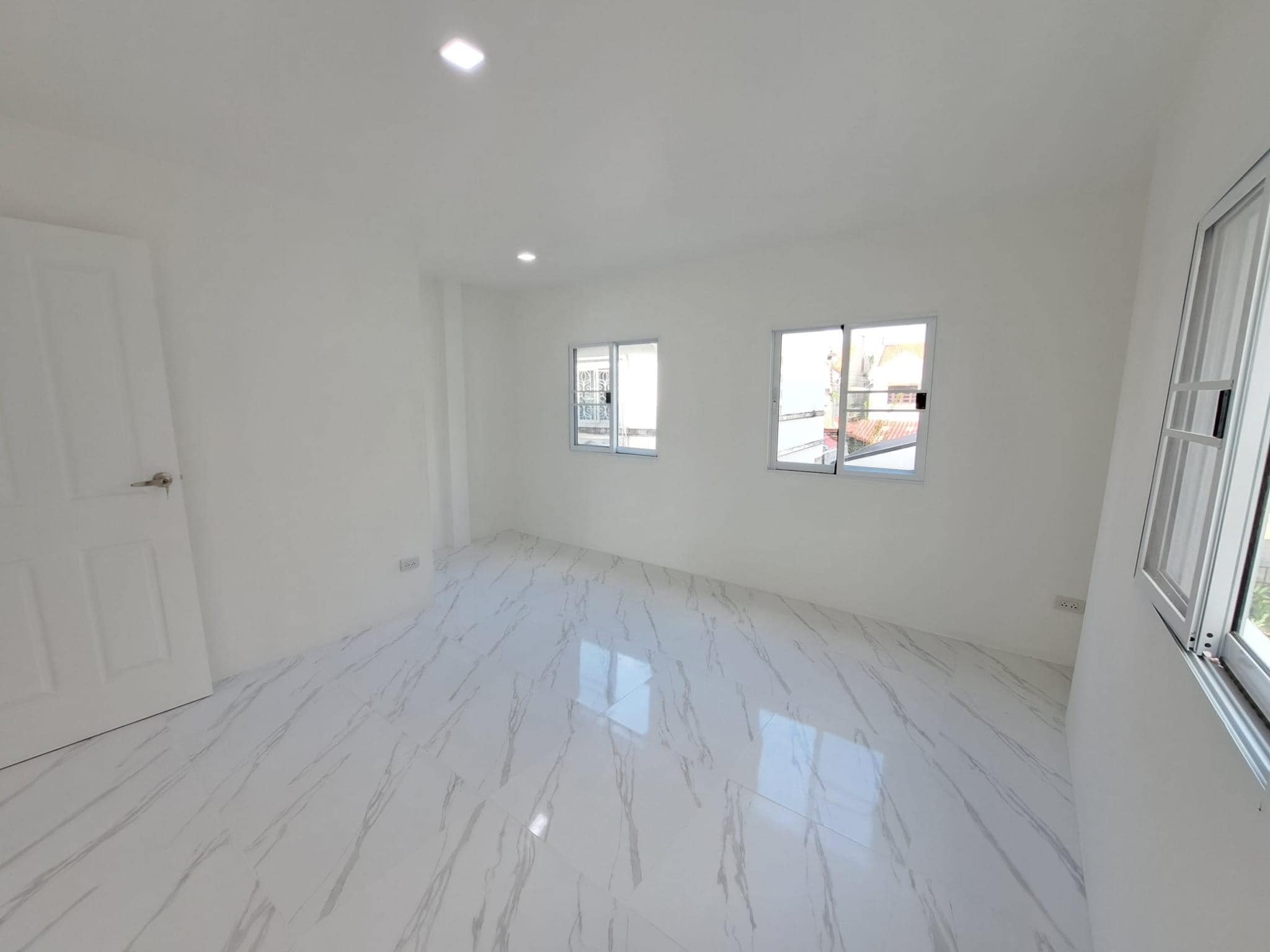 หมู่บ้านบุปผาแก้ว 14