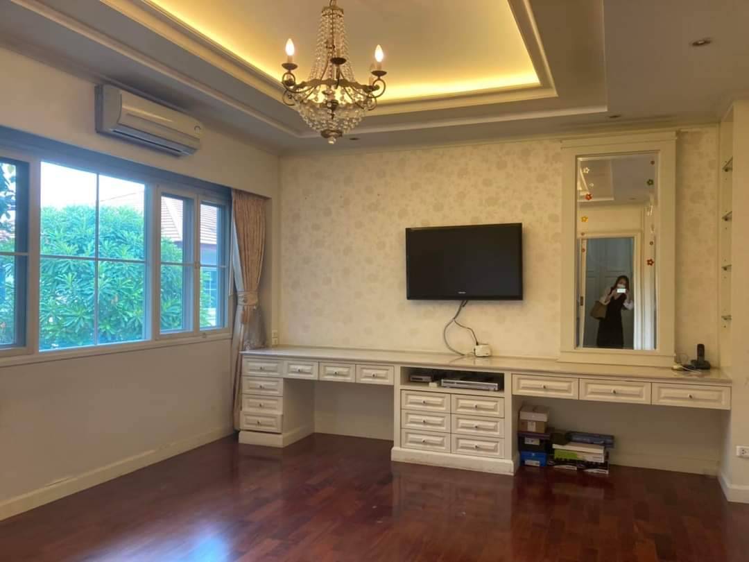 หมู่บ้านลดาวัลย์ รามอินทรา กม.2 15