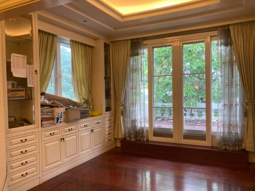 หมู่บ้านลดาวัลย์ รามอินทรา กม.2 9