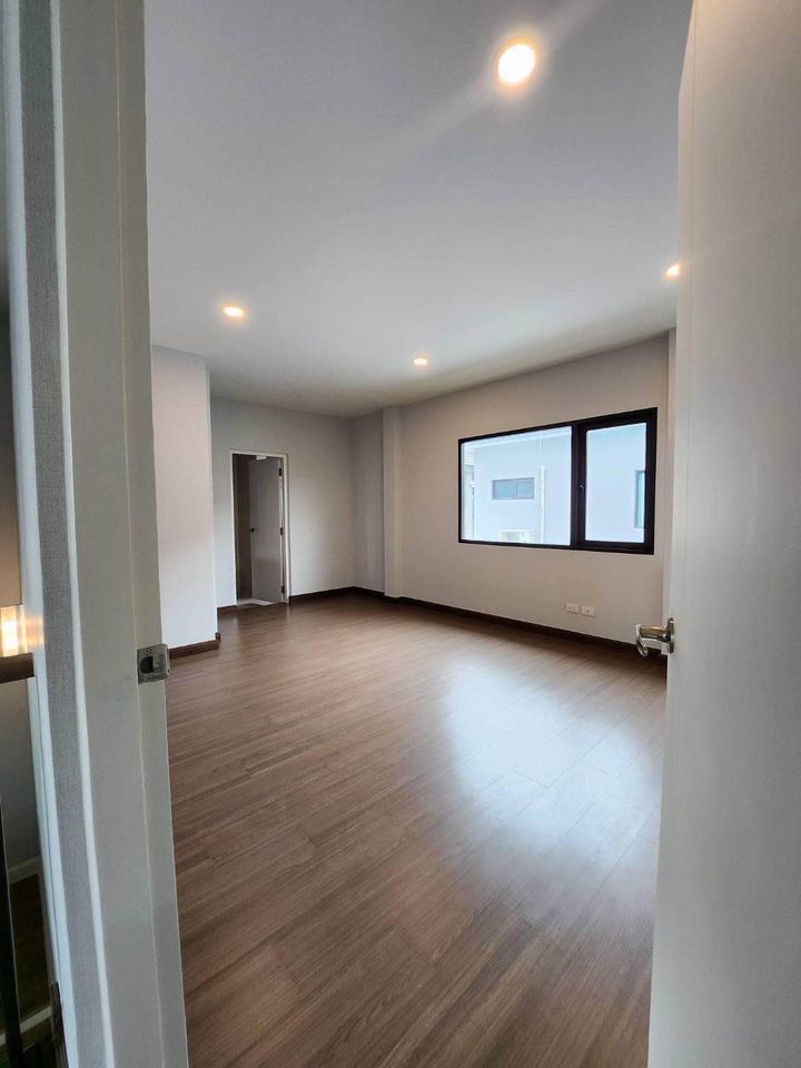 เดอะซิตี้ รามอินทรา 2-12