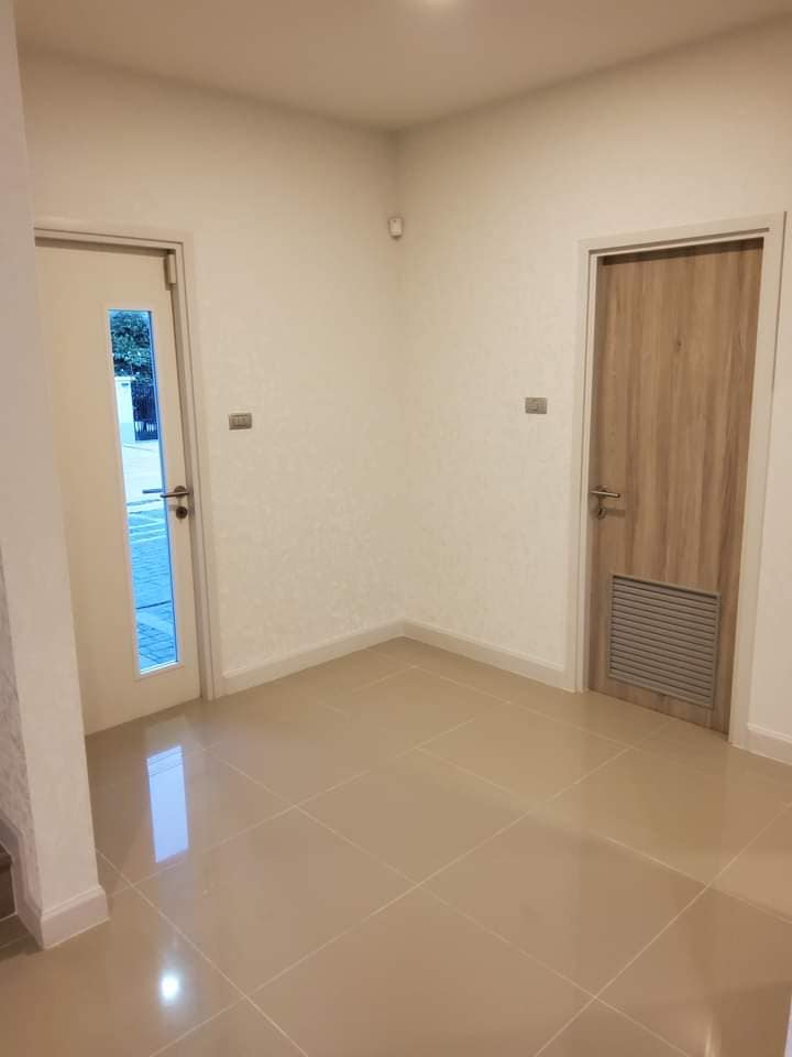 เพอร์เฟคเพลส พระราม9-กรุงเทพกรีฑา10