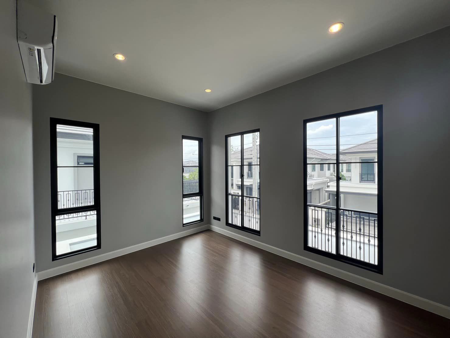 โครงการ เศรษฐสิริ พระราม 5-14