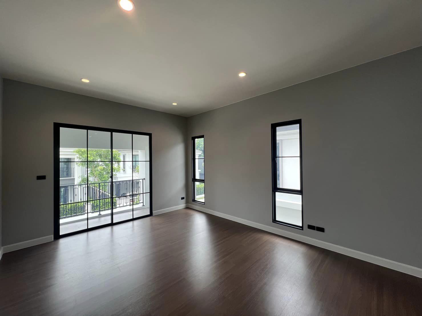 โครงการ เศรษฐสิริ พระราม 5-18