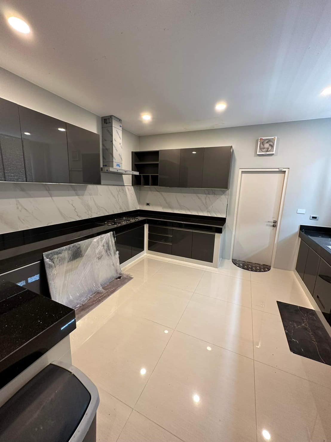 The Palazzo ปิ่นเกล้า20