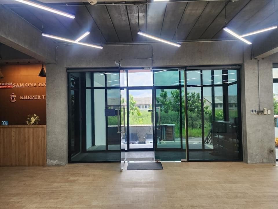 ที่ดินพรัอมอาคารสำนักงานรวมที่พักอาศัย 4 ชั้น14