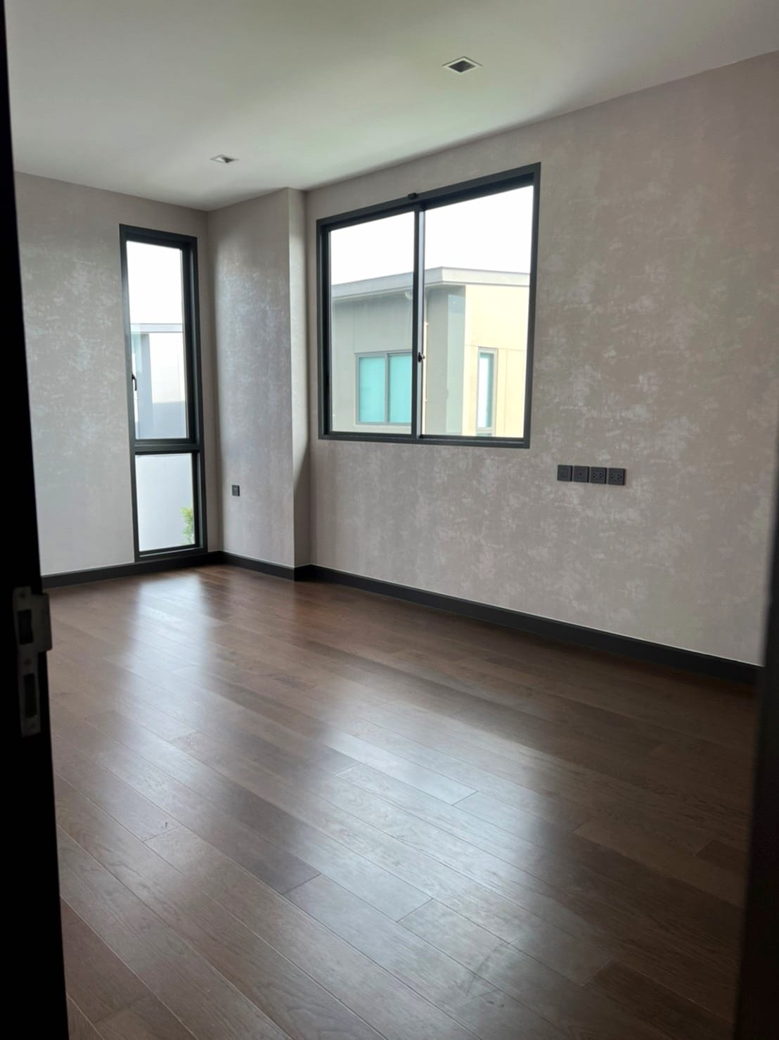 หมู่บ้านแกรนด์บางกอกบูเลอวาร์ด ราชพฤกษ์ พระราม5-14