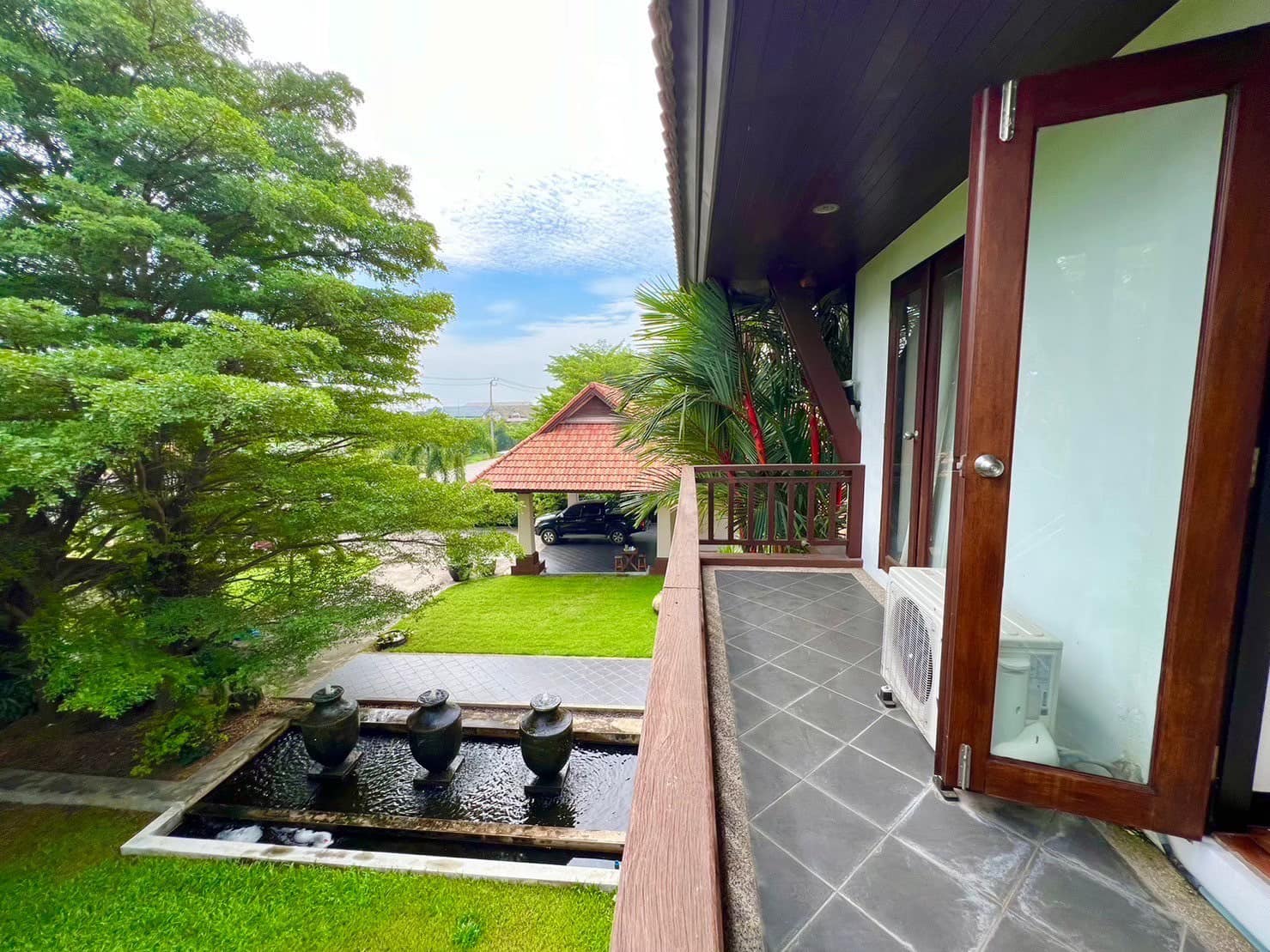 Thai-Modern Luxury Style Pool Villa4