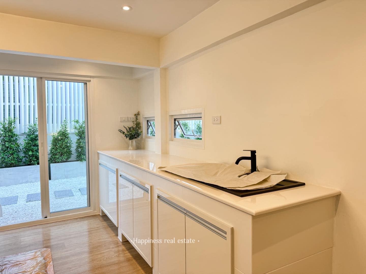 บ้านสวย ซอยเสนา12