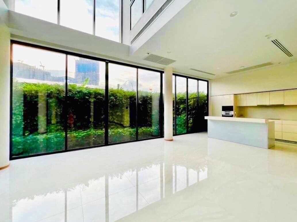 อิสสระ เรสซิเดนซ์ 11